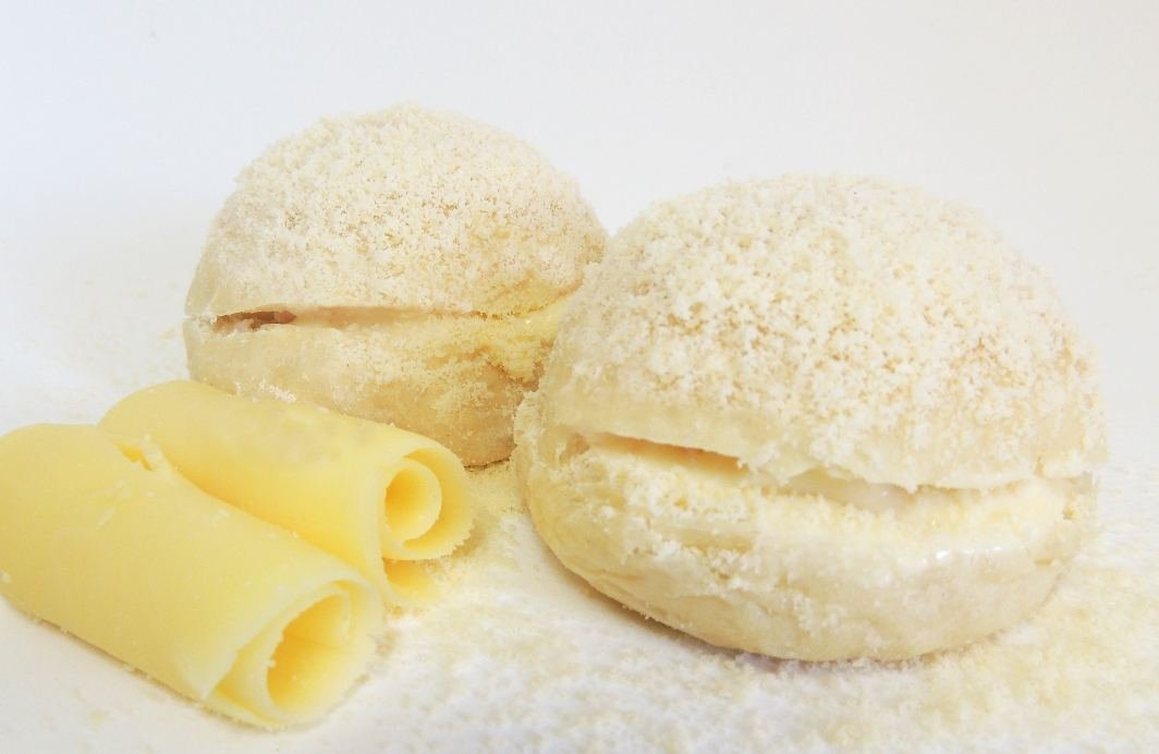Pãozinho recheado com queijo